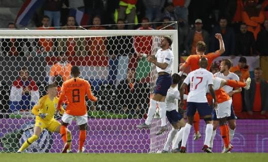 Matthijs de Ligt of Netherlands scores the equaliser during the UEFA Nations League match at D. Afonso Henriques Stadium, Guimaraes. Picture date: 6th June 2019. Picture credit should read: David Klein Sportimage EDITORIAL USE ONLY. No use with unauthorised audio, video, data, fixture lists, club league logos or live services. Online in-match use limited to 120 images, no video emulation. No use in betting, games or single club league player publications. SPI-0093-0090