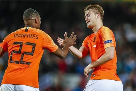 GUIMARAES, 06-06-2019, Estadio D. Afonso Henriques , UEFA Nations League Semi Final. (Left-right) Netherlands player Denzel Dumfries, Netherlands player Matthijs de Ligt celebrating the goal during the game Netherlands - England Netherlands - England  x3611026x Copyright: