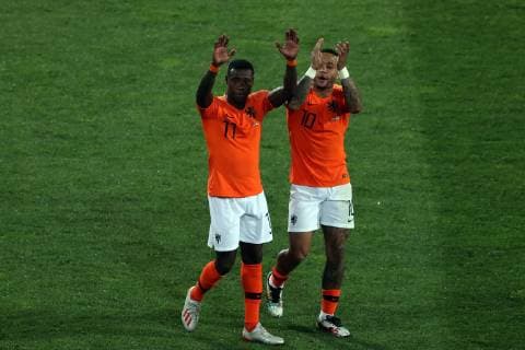 June 6, 2019 - Guimaraes, Portugal - GUIMARAES, PORTUGAL - JUNE 6: Quincy Promes of Netherlands (L) and Memphis Depay of Netherlands (R ) cheers the fans after winning the UEFA Nations League Semi-Final football match Netherlands vs England, at the Dom Afonso Henriques stadium in Guimaraes, Portugal, on June 6, 2019. Netherlands vs England - UEFA Nations League Semi-Final  - ZUMAn230 20190606_zaa_n230_475 Copyright: xPedroxFiuzax