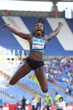 Sport Themen der Woche KW23 Sport Bilder des Tages Rom , Leichtathletik, IAAF; Diamond League, Golden Gala Pietro Mennea, Diamond League Roma 2019, 06.06.2019, Stadio Olimpico Roma, Caterine Ibarguen, Kolumbien, Weitsprung Frauen *** Rome , Athletics, IAAF Diamond League, Golden Gala Pietro Mennea, Diamond League Roma 2019, 06 06 2019, Stadio Olimpico Roma, Caterine Ibarguen, Colombia, Long Jump Women