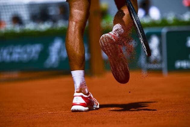 Novak Djokovic vs Zverev Alexander pieds TENNIS : Internationnaux de France - Roland Garros 2019 - 06 06 2019 MAO Panoramic 