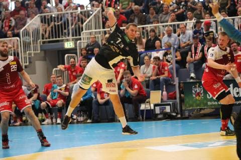 Handball,2.Bundesliga,Stadion Am Hallo ,Essen,TUSEM Essen gegen Sportverein Hamburg,08,06,2019,Stadion Am Hallo,Essen Nicklas Weller 13 HSV,Malte Seidel 28 Sport,Handball,2.Bundesliga,Stadion Am Hallo ,Essen,TUSEM Essen gegen Sportverein Hamburg,08,06,2019 Essen Copyright: xEIBNER RonaldxBrendelx EP_RBL