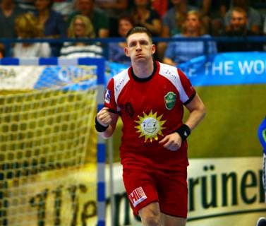In Jubelpose: Lukasz Gierak (Lübbecke) Handball 2.Liga 2018 19 EHV Aue - TuS Nettelstedt-Lübbecke 28:27 am 8.6.2019 EHV Aue - TuS Nettelstedt-Lübbecke