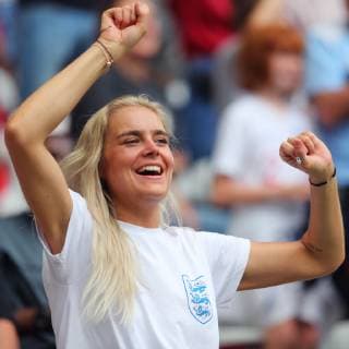 England Women v Scotland Women 2019 FIFA Women s World Cup Fan of England Women celebrates during the 2019 FIFA Women s World Cup match at Allianz Riviera, Nice Content Not Available For UK Newspapers Copyright: xKunjanxMaldex FIL-13341-0059