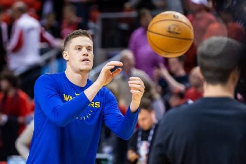 190610 Warriors Jonas Jerebko before game 5 of the 2019 NBA, Basketball Herren, USA Finals between Toronto Raptors and Golden State Warriors on June 10, 2019 in Toronto. Photo: Kevin Sousa BILDBYRN Cop 274 Copyright: KEVINxSOUSA BB190610ZD007