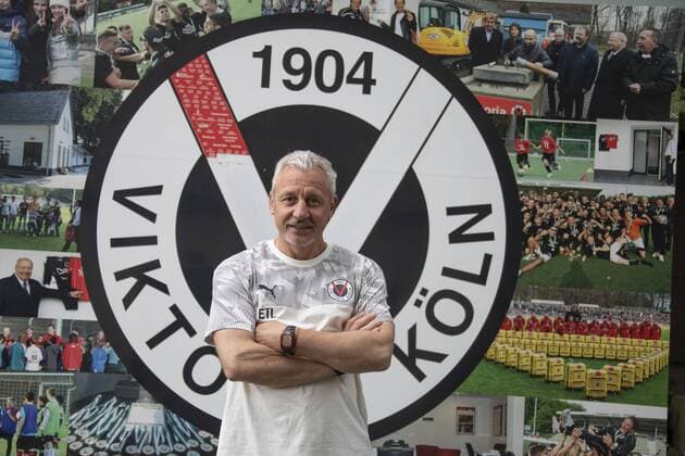 Sport Bilder des Tages Viktoria Köln Flughafenstadion Köln Datum: 11.06.2019 Trainer Pavel Dotschev (Viktoria Köln)