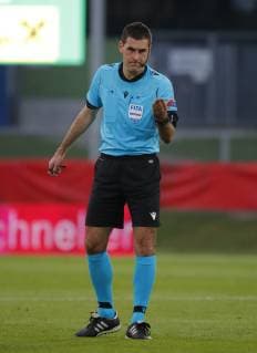 11.06.2019, Profertil Arena, Hartberg, AUT, Testspiel, U21, U 21 Oesterreich vs Frankreich, im Bild Schiedsrichter Rade Obrenovic (SLO) Referee Rade Obrenovic (SLO) during the International U21 Friendly Football Match between Austria and France at the Profertil Arena in Hartberg, Austria on 2019 06 11. Hartberg