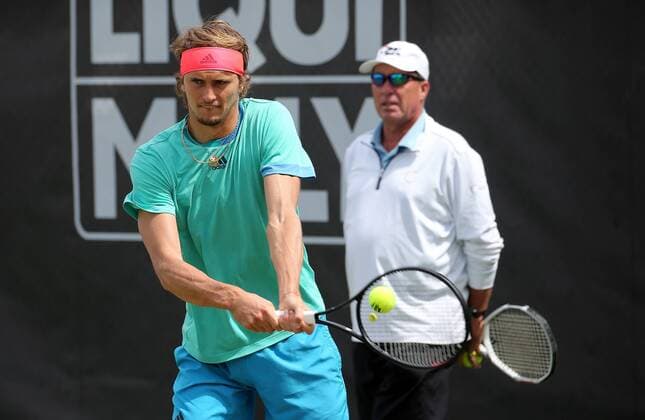 12.06.2019. Deutschland, Stuttgart, Tennis MercedesCup 2019, Trainer Ivan Lendl, vorn Alexander Zverev