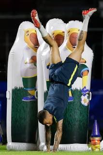 Training of the Brazilian Team in São Paul SÃO PAULO, SP - 13.06.2019: TRAINING OF THE BRAZILIAN TEAM IN SÃO PAUL - Daniel Alves during the training of the Brazilian national team, Nationalteam at the Morumbi Stadium in São Paulo, SP. The team faces tomorrow& 3selection ion of Bolivia for the first match of the Copa America 2019. (Photo: Marcelo Machado dlo Fotoarenarena) x1746937x  MarceloxMachadoxdexMelo