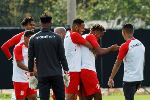 Peru s national soccer team players participate in a training session of the team at the Porto Alegre International Training Center, in Porto Alegre, Brazil, 14 June 2019. Peru will debut against Venezuela tomorrow as part of the Copa America 2019 Group A matches. Peru s national soccer team training session !ACHTUNG: NUR REDAKTIONELLE NUTZUNG!  Copyright: xJosexMendezx COPAME227 20190614-636961365416945045
