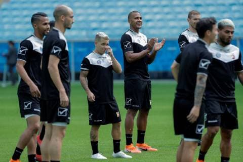 Fußball, Copa America, Nationalteam Venezuela Training Venezuela s national soccer team players Yeferson Soteldo (C-L) and Salomon Rondon (C-R) participate in a training session of Copa America 2019, at the Gremio stadium, in Porto Alegre, Brazil, 14 June 2019. Venezuela s national soccer team training session !ACHTUNG: NUR REDAKTIONELLE NUTZUNG!  Copyright: xSebastiaoxMoreirax COPAME336 20190614-636961489727491630