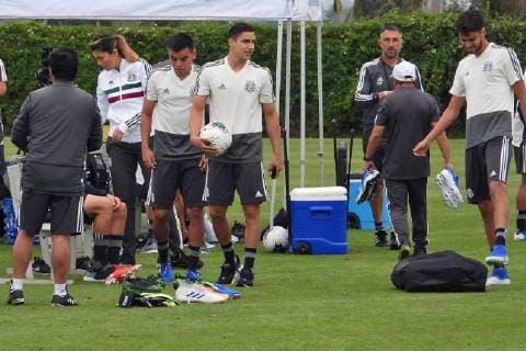 Fußball, Copa America, Nationalteam Mexiko Training June 14, 2019 - EUM20190615DEP02.JPG .LOS ÃNGELES, EU. SoccerFutbol-Seleccion Mexicana.- Aspectos de la concentracion que realizo la Seleccion Mexicana el 14 de junio de 2019, previo al partido contra Cuba, correspondiente a la jornada 1 de la fase de grupos de la Copa Oro y que se llevara a cabo este sabado. Foto: Agencia EL UNIVERSALAbraham GuerreroEELG Latin News: June 14, 2019 Copyright: xElxUniversalx