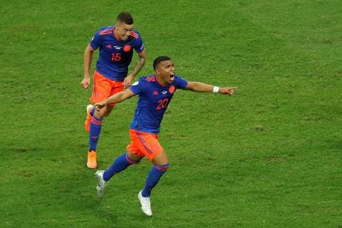 Colombian Roger Martinez (R) celebrates with his teammate Mateus Uribe after scoring the 1-0 lead during the Copa America 2019 Group B soccer match between Argentina and Colombia, at Arena Fonte Nova Stadium in Salvador, Brazil, 15 June 2019. Argentina vs. Colombia !ACHTUNG: NUR REDAKTIONELLE NUTZUNG!  Copyright: xJoedsonxAlvesx SCA0377 20190616-636962466964950881