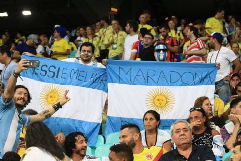 Argentina vs Colombia SALVADOR, BA - 15.06.2019: ARGENTINA VS COLOMBIA - Argentine fans during match between Argentina and Colombia, game 03, valid for the groups phase of Copa América 2019, held this Saturday, 15th, at the Fonte Nova Arena in Salvador, BA. (Photo: Mauro Akiin Nassor Fotoarena) x1748460x  MauroxAkiinxNassor