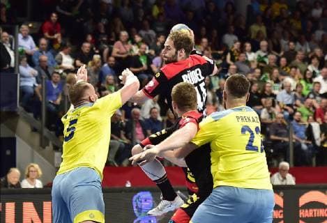 16.06.2019 EM - Qualifikation 2018 2019 - Deutschland - Kosovo - OGo - Kastriot Jupa (5, Kosovo) Nico Büdel (45, Deutschland)