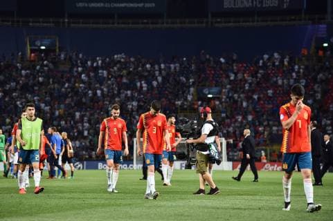 Photo Massimo Paolone LaPresse June 16, 2019 Bologna, Italy soccer Italy vs Spain - UEFA Under 21 Championship Italy 2019 - Group stage final tournament Group A - "Renata Dall Ara" stadium. In the pic: the players of Spagna leave the field with head down at the end of the match  Copyright: xMassimoxPaolone LaPressex