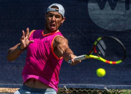 Sport Bilder des Tages Spanish tennis player Rafa Nadal is seen during a tennis session at the Country Club in Santa Posa, Majorca, Spain, ahead Wimbledon, 17 June 2019. Nadal is training at the Club where the WTA, Tennis Damen Mallorca Open is taking place from 16 to 23 June 2019. Rafa Nadal training for Wimbledon !ACHTUNG: NUR REDAKTIONELLE NUTZUNG!  Copyright: xCATIxCLADERAx GRAF9673 20190617-636963776113924007