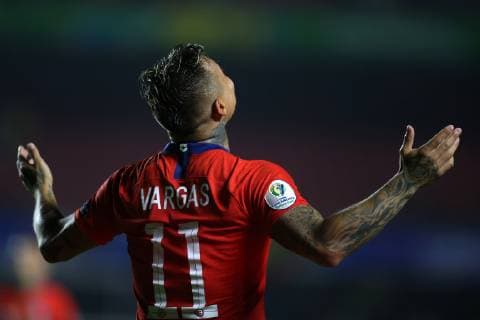 Fußball, Copa America, Japan - Chile Futbol, Japon vs Chile Copa America 2019 El jugador de la seleccion chilena Eduardo Vargas celebra su segundo gol contra Japon durante el partido del grupo C de la Copa America disputado en el estadio Morumbi de San Pablo, Brasil. 17 06 2019 Andres Pina Photosport Football, Japan vs Chile Copa America Championship 2019 Chile s player Eduardo Vargas celebrates after scoring his second goal against Japan during the group C match of the Copa America Championship held at the Morumbi stadium in Sao Paulo, Brazil. 17 06 2019 Andres Pina Photosport Japon vs Chile, Copa America 2019 