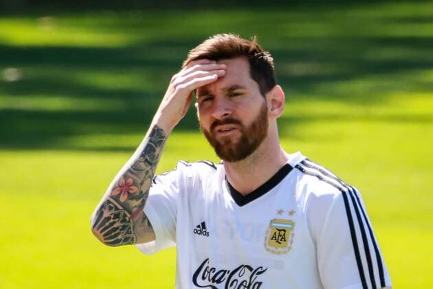 Treino da Selecao Argentina em BH BELO HORIZONTE, MG - 18.06.2019: TREINO DA SELEcaO ARGENTINA EM BH - Lionel Messi of the Argentina national team, Nationalteam during training for the second match of the Copa América team, held at the Atlético-MG Training Center (Cidade do Galo) in Vespasiano, metropolitan region of Belo Horizonte. (Photo: Dudu Macedo Fotoarena) x1749479x  DuduxMacedo