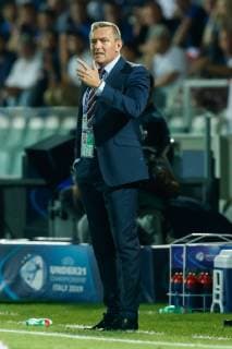 Cesena, Italien, 18.06.2019, UEFA U-21 Europameisterschaft Italien 2019, Gruppenphase, Gruppe C, England - Frankreich, Trainer Aidy Boothroyd (GBR) gestikuliert, gestik ( Defodi-01048-182380