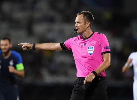FUSSBALL UEFA U21, U 21 EUROPAMEISTERSCHAFT 2019 in Italien England - Frankreich 18.06.2019 Schiedsrichter Srdjan Jovanovoc (Serbien)