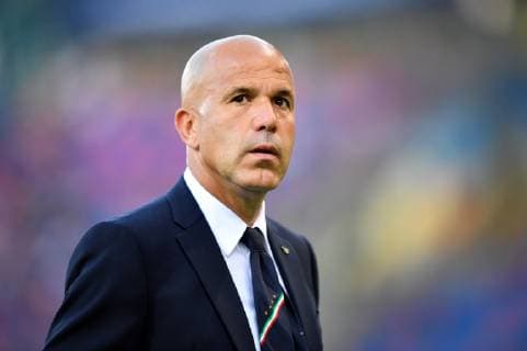 Photo Massimo Paolone LaPresse June 19, 2019 Bologna, Italy soccer Italy vs Poland - UEFA Under 21 Championship Italy 2019 - Group stage final tournament Group A - "Renato Dall Ara" stadium. In the pic: Luigi Di Biagio (Italia) shouts instructions to his players during warm up  Copyright: xMassimoxPaolone LaPressex