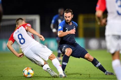 Photo Massimo Paolone LaPresse June 21, 2019 San Marino, San Marino soccer France vs Croatia - UEFA Under 21 Championship Italy 2019 - Group stage final tournament Group C - "San Marino - Serravalle" stadium. In the pic: Nikola Vlasic (Croazia) competes for the ball with Lucas Tousart (Francia)  Copyright: xMassimoxPaolone LaPressex