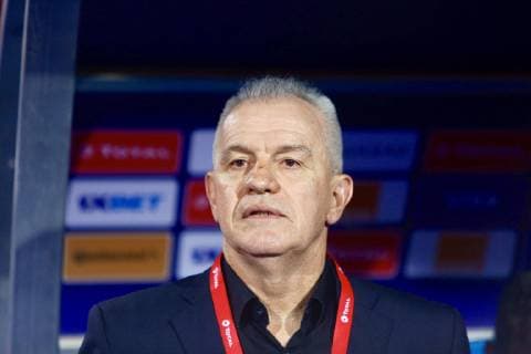 June 21, 2019 - Cairo, Egypt - Egypt s coach Javier Aguirre looks on during the 2019 Africa Cup of Nations (CAN) football match between Egypt and Zimbabwe at Cairo International Stadium on June 21, 2019. .Egypt v Zimbabwe:Group A - 2019 Africa Cup of Nations  - ZUMAn230 20190621_zaa_n230_1580 Copyright: xIslamxSafwatx
