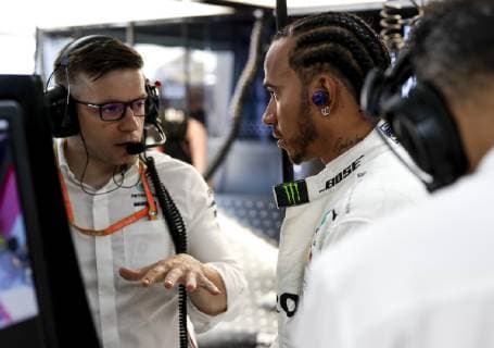 Motorsports: FIA Formula One World Championship, WM, Weltmeisterschaft 2019, Grand Prix of France, Peter Bonnington (GBR, Mercedes AMG Petronas Motorsport), 44 Lewis Hamilton (GBR, Mercedes AMG Petronas Motorsport), Le Castellet France