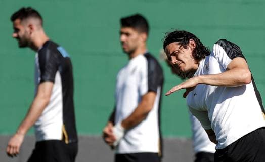 Uruguay s forward Edinsn Cavani (R) participates during a training session at Fluminense s facilities in Rio de Janeiro, Brazil, 23 June 2019. Uruguay will face Chile in their Copa America Brazil 2019 Group C match on 25 June 2019. Uruguay s national soccer team training !ACHTUNG: NUR REDAKTIONELLE NUTZUNG!  Copyright: xAntonioxLacerdax COPAME1503 20190623-636969090777817283