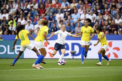 09 EUGENIE LE SOMMER (FRA) - 14 KATHELLEN (BRA) FOOTBALL : France vs Bresil - Fifa Coupe du Monde Feminine 2019 - 23 06 2019 AnthonyBIBARD FEP Panoramic 