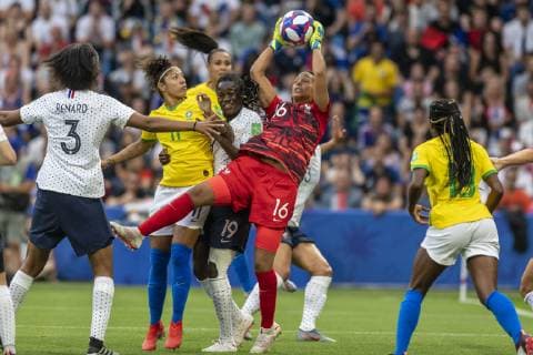 France v Brazil LE HAVRE, SM - 23.06.2019: FRANCE V BRAZIL - Sarah Bouhaddi of France during a match between Brazil and France. World Cup Qualification Football. FIFA. Held at the Oceane Stadium in Le Havre, France. (Photo: Richard Callis Fotoarena) x1751682x  RichardxCallis