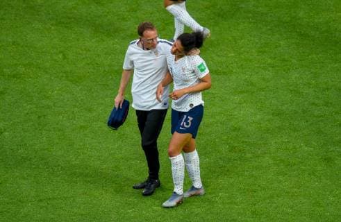 Blessure de Valerie GAUVIN ( France ) FOOTBALL : France vs Bresil - Coupe du Monde Feminine - Le Havre - 23 06 2019 FedericoPestellini Panoramic 