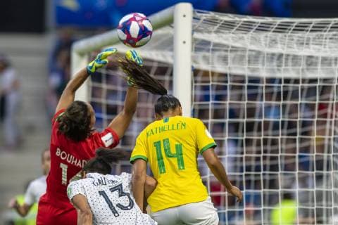France v Brazil LE HAVRE, SM - 23.06.2019: FRANCE V BRAZIL - Kathellen from Brazil and Sarah Bouhaddi from France during a match between Brazil and France. World Cup Qualification Football. FIFA. Held at the Oceane Stadium in Le Havre, France. (Photo: Richard Callis Fotoarena) x1751759x  RichardxCallis