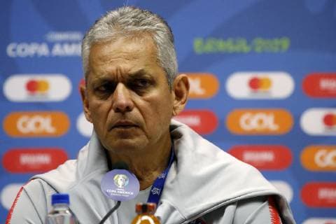 Futbol, conferencia de prensa de la seleccion chilena Copa America 2019 El entrenador de la selecciones chilena Reinaldo Rueda habla con los medios de comunicacion durante una conferencia de prensa realizada en el estadio Maracana de Rio de Janeiro, Brasil. 23 06 2019 Andres Pina Photosport Football, Chile s national team, Nationalteam press conference, PK, Pressekonferenz Copa America Championship 2019 Chile s manager Reinaldo Rueda speaks to the medias during a press conference held at the Maracana stadium in Rio de Janeiro, Brazil. 23 06 2019 Andres Pina Photosport Conferencia de prensa de la seleccion chilena en el estadio Maracana 