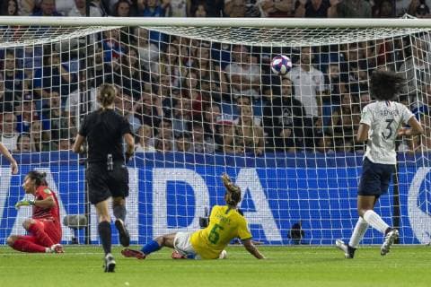 France v Brazil LE HAVRE, SM - 23.06.2019: FRANCE V BRAZIL - Tamires of Brazil scores goal that was canceled during a match between Brazil and France. World Cup Qualification Football. FIFA. Held at the Oceane Stadium in Le Havre, France. (Photo: Richard Callis Fotoarena) x1751950x  RichardxCallis