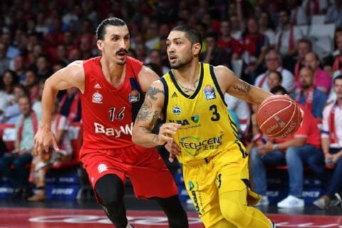 Peyton SIVA (B), Aktion,Zweikampf gegen NIHAD DJEDOVIC (FCB). Deutscher Meister,winner,Sieger,Champion. Basketball 1.Bundesliga,FINALE,Spiel 3. FC Bayern Muenchen-Alba Berlin 93-88, am 23.06.2019 ,A U D I D O M E.