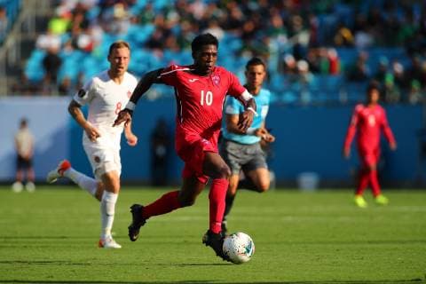 CHARLOTTE, NC - JUNE 23: Cuba midfielder Aricheell Hernandez (10) with the ball during the 1st half of the CONCACAF Gold Cup game with Canada versus Cuba on June 23rd, 2019, at Bank of America Stadium in Charlotte, NC. (Photo by Jaylynn Nash Icon Sportswire) SOCCER: JUN 23 CONCACAF Gold Cup Group A - Canada v Cuba Icon19062300031