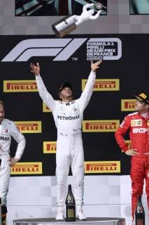 HAMILTON Lewis F1 Team Mercedes AMG Sieger bei der Siegerehrung mit Pokal mit BOTTAS und LECLERC Formel 1 GP 2019 Frankreich am 23.06.2019 in Le Castellet