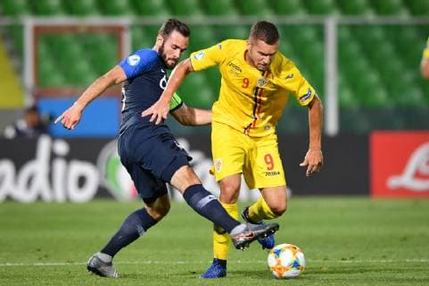 Photo Massimo Paolone LaPresse June 24, 2019 Cesena, Italy soccer France vs Romania - UEFA Under 21 Championship Italy 2019 - Group stage final tournament Group C - "Dino Manuzzi" stadium. In the pic: George Puscas (Romania) competes for the ball with Lucas Tousart (Francia)  Copyright: xMassimoxPaolone LaPressex