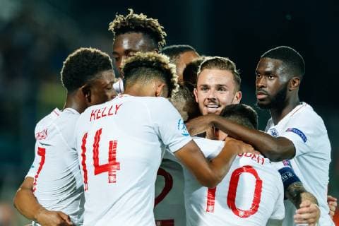 Serravalle, San Marino, 24.06.2019, UEFA U-21 Europameisterschaft Italien 2019, Gruppenphase, Gruppe C, Kroatien - England, jubel, Torjubel um Jonjoe Kenny (GBR) nach dem treffer zum 2:3 ( Defodi-01048-184170