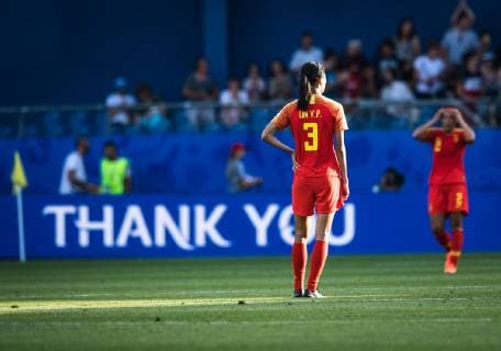 (190625) -- MONTPELLIER (FRANCE), June 25, 2019 -- Lin Yuping (L) of China is seen after the round of 16 match between Italy and China at the 2019 FIFA Women s World Cup in Montpellier, France, on June 25, 2019. China lost 0-2. ) (SP)FRANCE-MONTPELLIER-2019 FIFA WOMEN S WORLD CUP-ROUND OF 16-ITA VS CHN XiaoxYijiu 