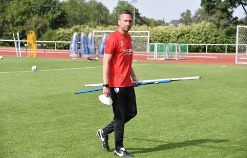 25.06.2019, Fussball GER, 2. Bundesliga Saison 2019 2020, Trainingsauftakt des VfL Bochum, U17, U 17 Trainer David Siebers (VfL Bochum)