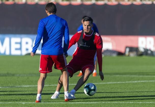 Treino da Selecao Paraguaia PORTO ALEGRE, RS - 26.06.2019: TREINO DA SELEcaO PARAGUAIA - Paraguay selection during training this afternoon (26). Training performed at the CT Park Gigante in Porto Alegre, RS, Brazil. (Photo: Raul Pereira Fotoarena) x1753489x  RaulxPereira