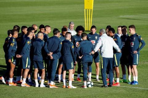 Brazil s national soccer team players participate in a training session, in Porto Alegre, Brazil, 26 June 2019. Brazil will face Paraguay in the Copa America quarter finals on 27 June 2019. Brazil s national soccer team training session !ACHTUNG: NUR REDAKTIONELLE NUTZUNG!  Copyright: xSebastiãoxMoreirax COPAME1867 20190626-636971887629052117
