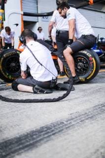 FORMULA 1 - GP of Austria 2019 SPIELBERG,AUSTRIA,27.JUN.19 - MOTORSPORTS, FORMULA 1 - Grand Prix of Austria, Red Bull Ring, preview. Image shows the pit crew of McLaren. GEPAxpictures xDanielxGoetzhaber