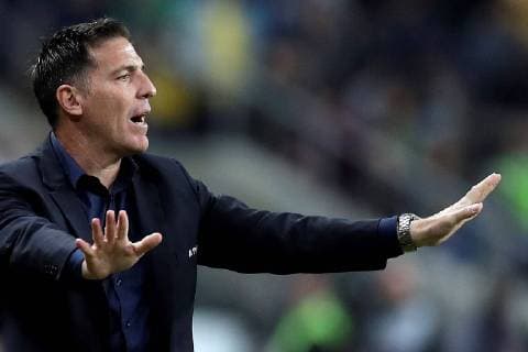 Paraguay s head coach Eduardo Berizzo reacts, during the Copa America 2019 quarter-finals soccer match between Brazil and Paraguay, at Arena do Gremio Stadium in Porto Alegre, Brazil, 27 June 2019. Brazil vs. Paraguay !ACHTUNG: NUR REDAKTIONELLE NUTZUNG!  Copyright: xJuanxIgnacioxRoncoronix SCA1987 20190628-636972883926845093