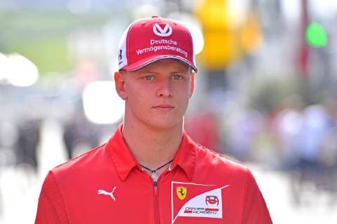 Mick SCHUMACHER (PREMA RACING), Formel 2, geht durchs Fahrerlager, Aktion,Einzelbild,angeschnittenes Einzelmotiv,Portraet,Portrait,Porträt. Formel 1:GP von Oesterreich,, Red Bull Ring Zeltweg,Spielberg,Saison 2019,am 27.06.2019