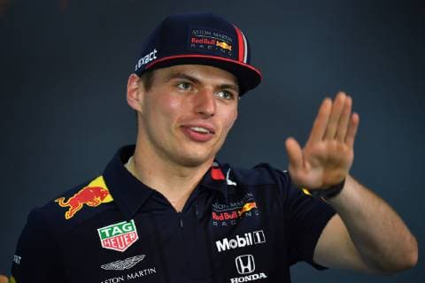 Max VERSTAPPEN ,BEL (Aston Martin Red Bull Racing), Gestik. Aktion,Einzelbild,angeschnittenes Einzelmotiv,Portraet,Portrait,Porträt. Formel 1:GP von Oesterreich,, Red Bull Ring Zeltweg,Spielberg,Saison 2019,am 27.06.2019