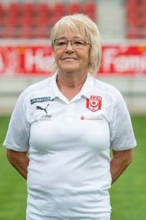 Dagmar Schulze (technische Mitarbeiterin) ; HFC Hallescher Fussballclub e.V; 3.Liga, Porträttermin 2019 2020, Halle Saale Sachsen-Anhalt Deutschland